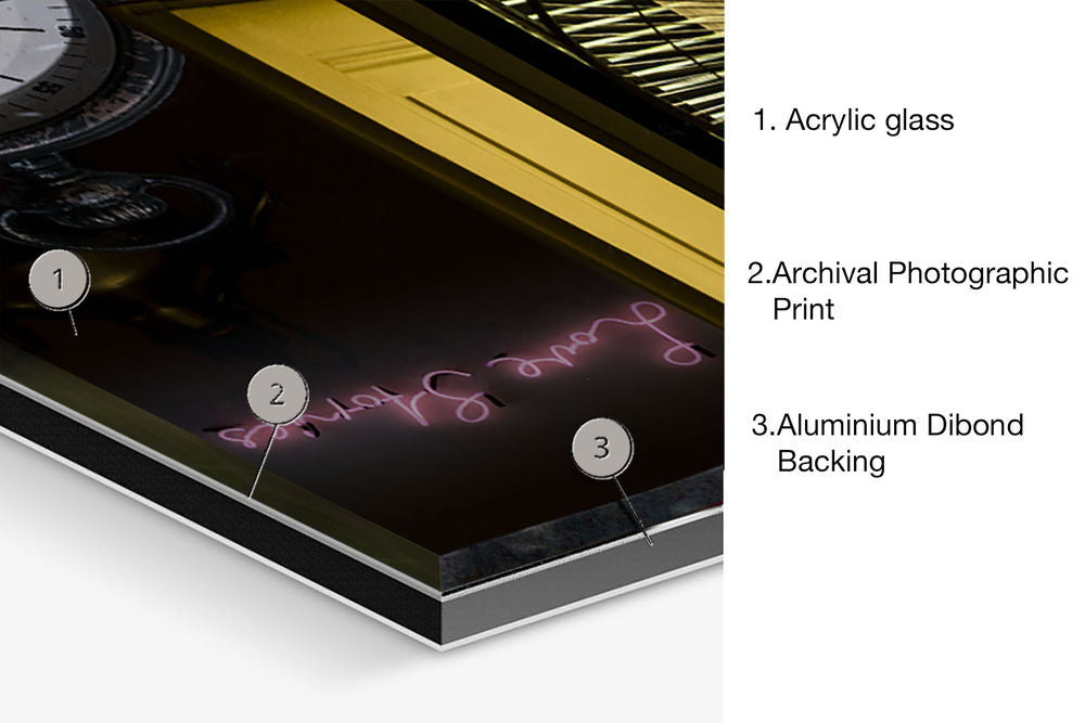 Digital Painting. Entitled: Fun In Vegas by Keith Grafton. Image description: product example